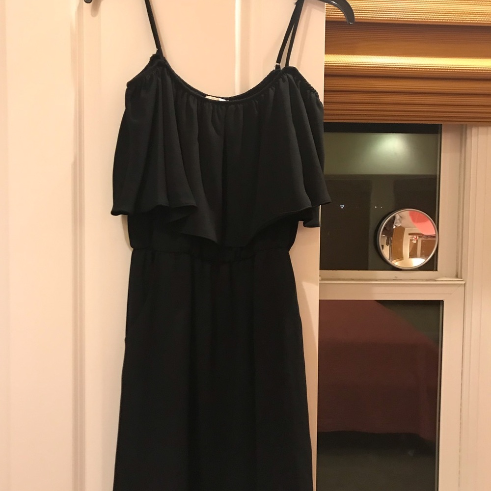 Dress - off shoulder.